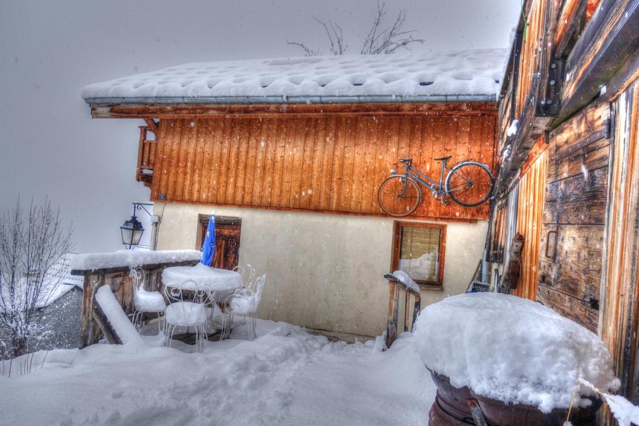 petite maison à Huez Esterno foto